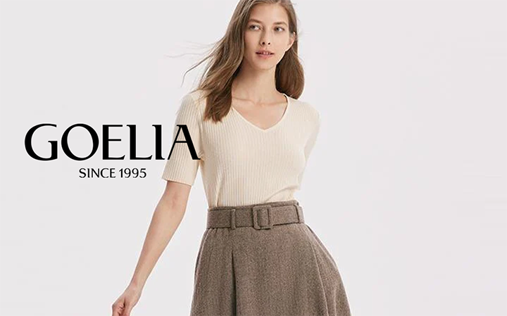 Cómo vestir elegante en verano: Una blusa ligera que contraste con una  falda lápiz