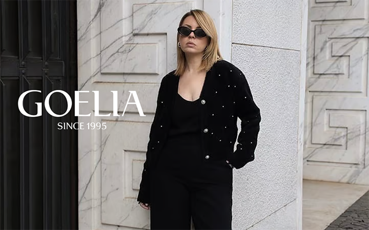 What to Wear Under a Cardigan: Cozy Yet Stylish Tips