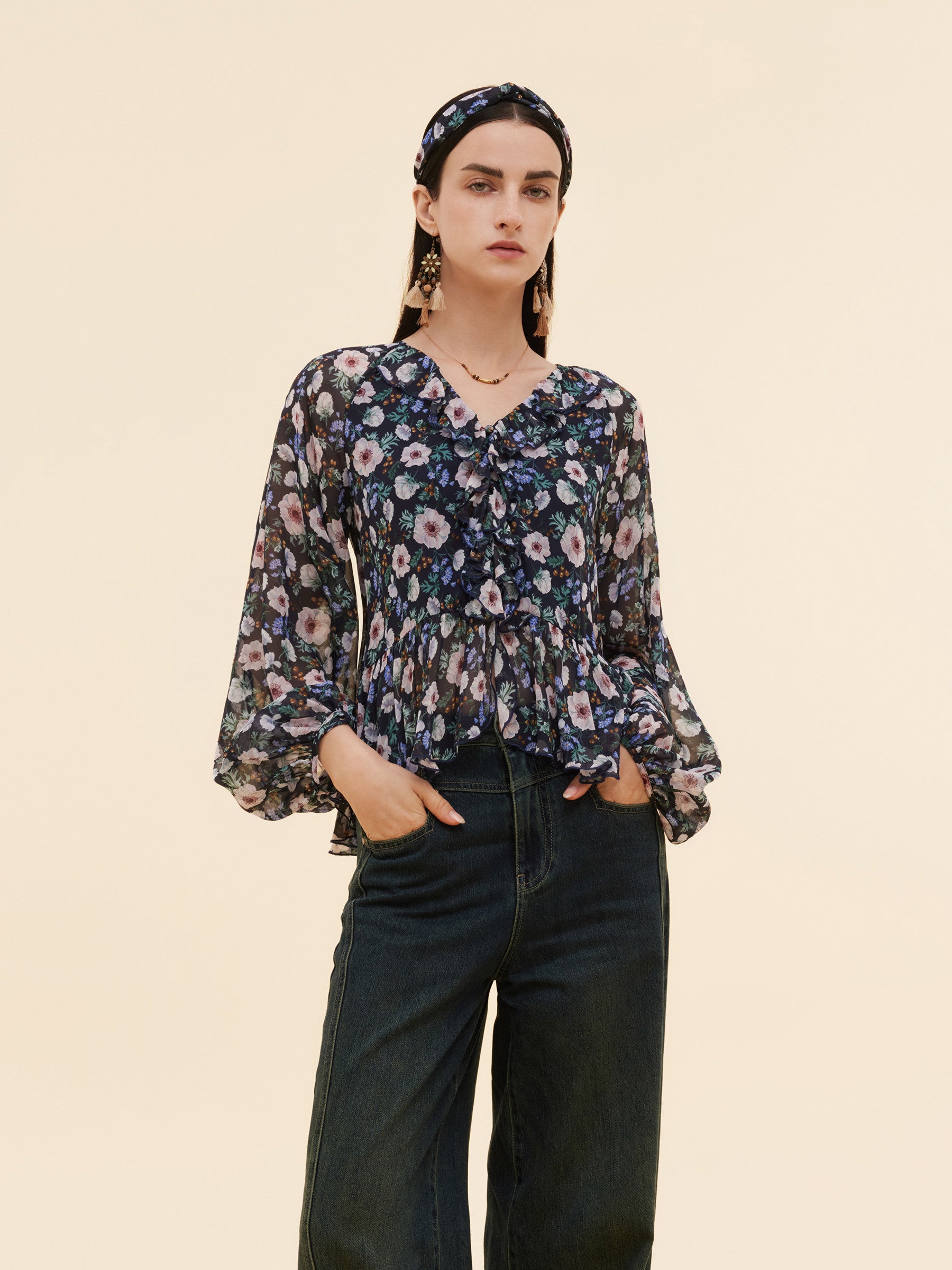 10MM Mulberry Silk Floral Print Women Ruffle V-Neck Blouse GOELIA