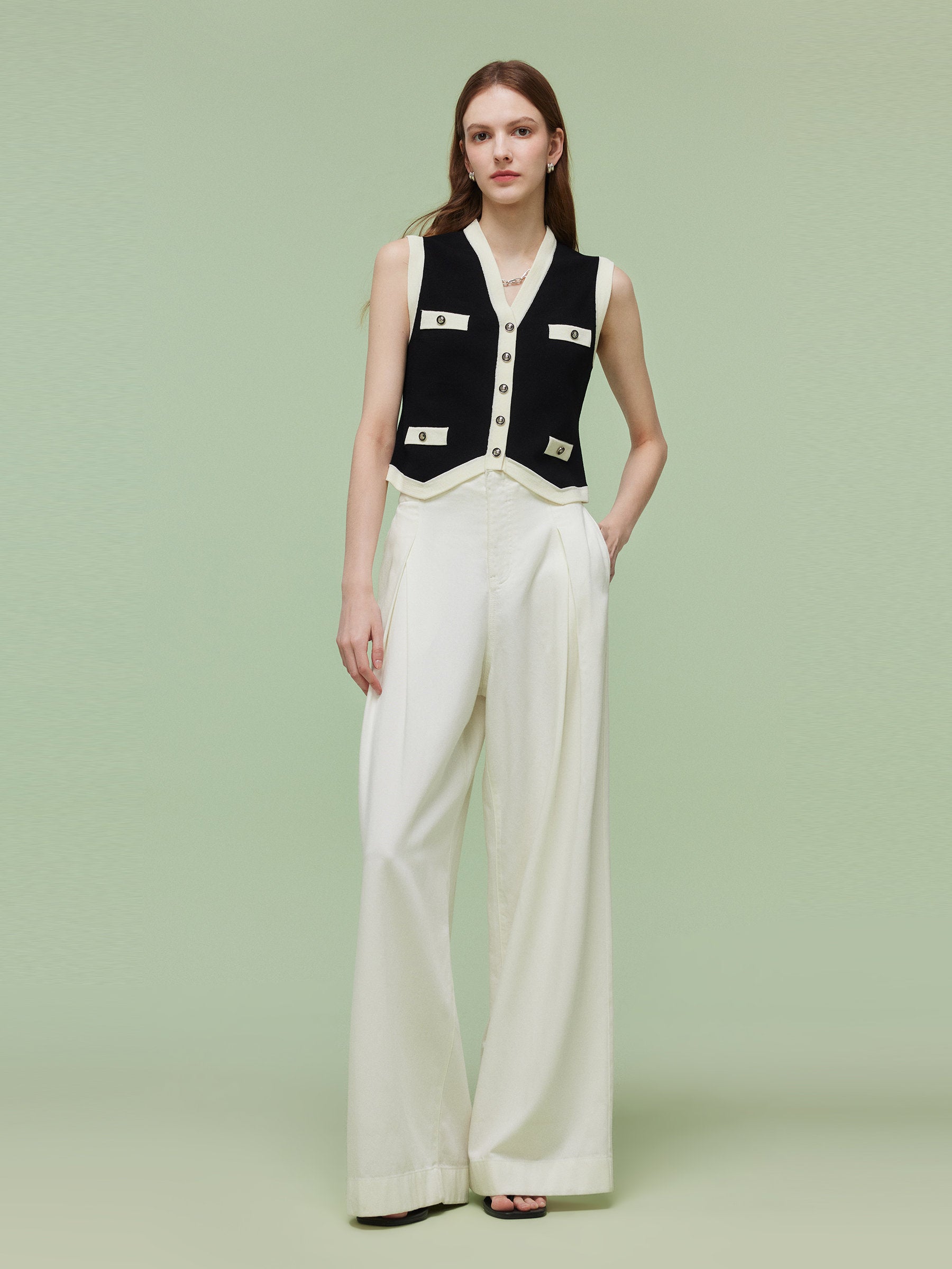 Tencel Blend Contrast Trim Women Knit Vest GOELIA