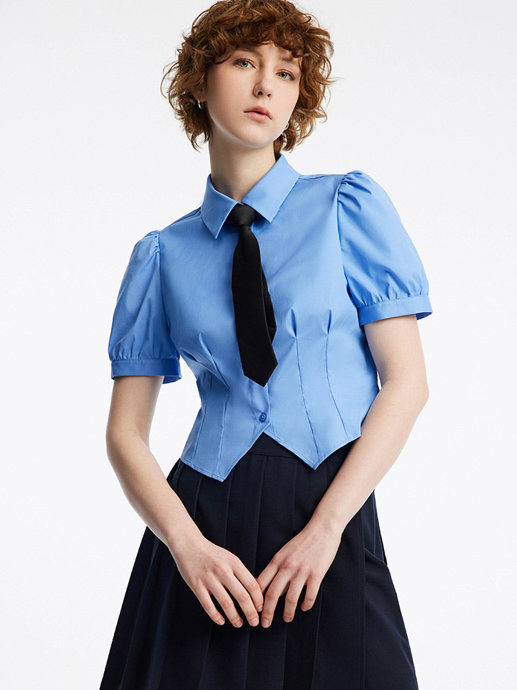 Chemise courte bleue à manches bouffantes avec cravate – GOELIA