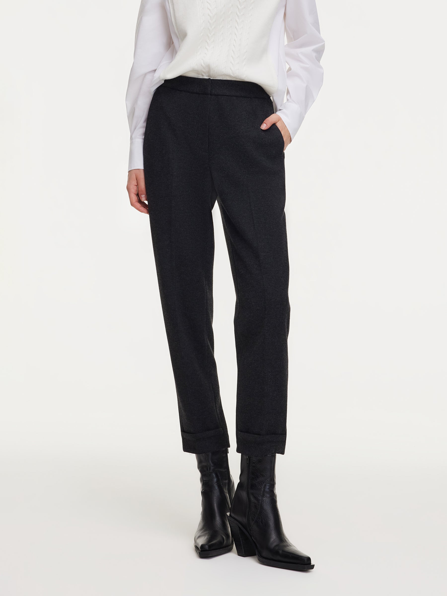 [Preview] Stretch Cuffed Hem Women Tapered Pants GOELIA
