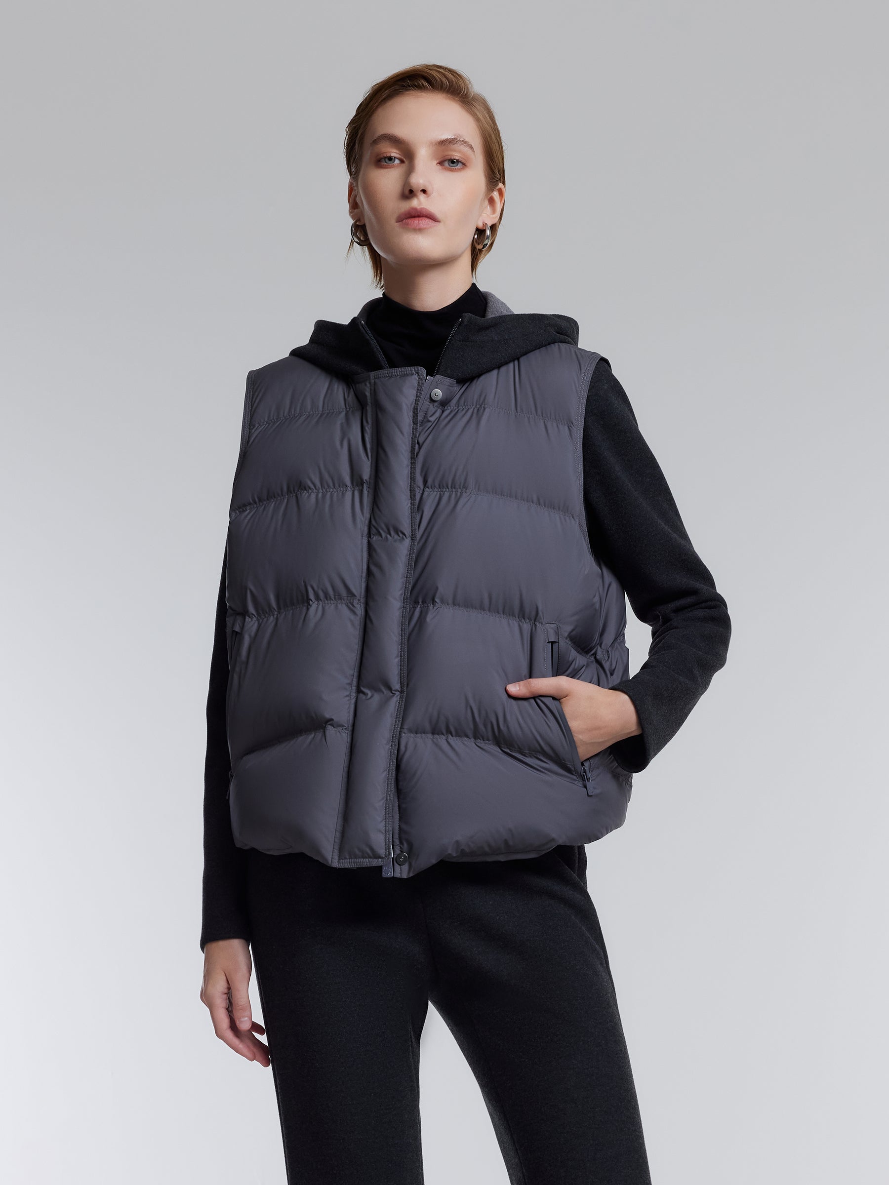 [Preview] Goose Down Vest And Knit Zip-Up Hoodie Two-Piece Set GOELIA