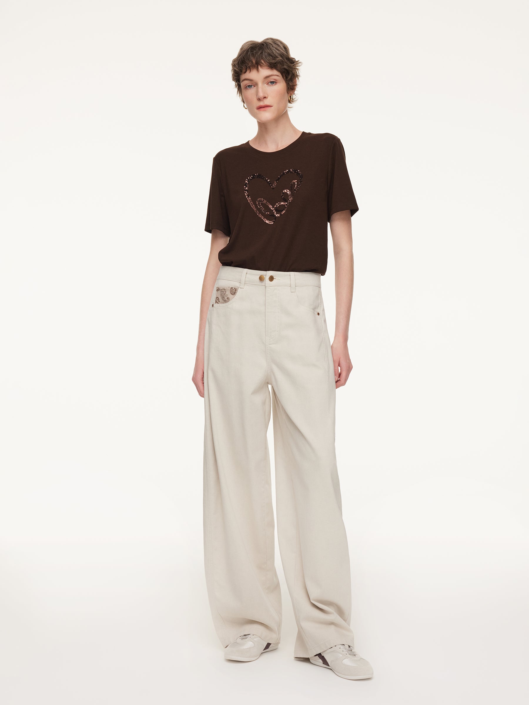 Sequined Heart Round Neck Women T-Shirt GOELIA