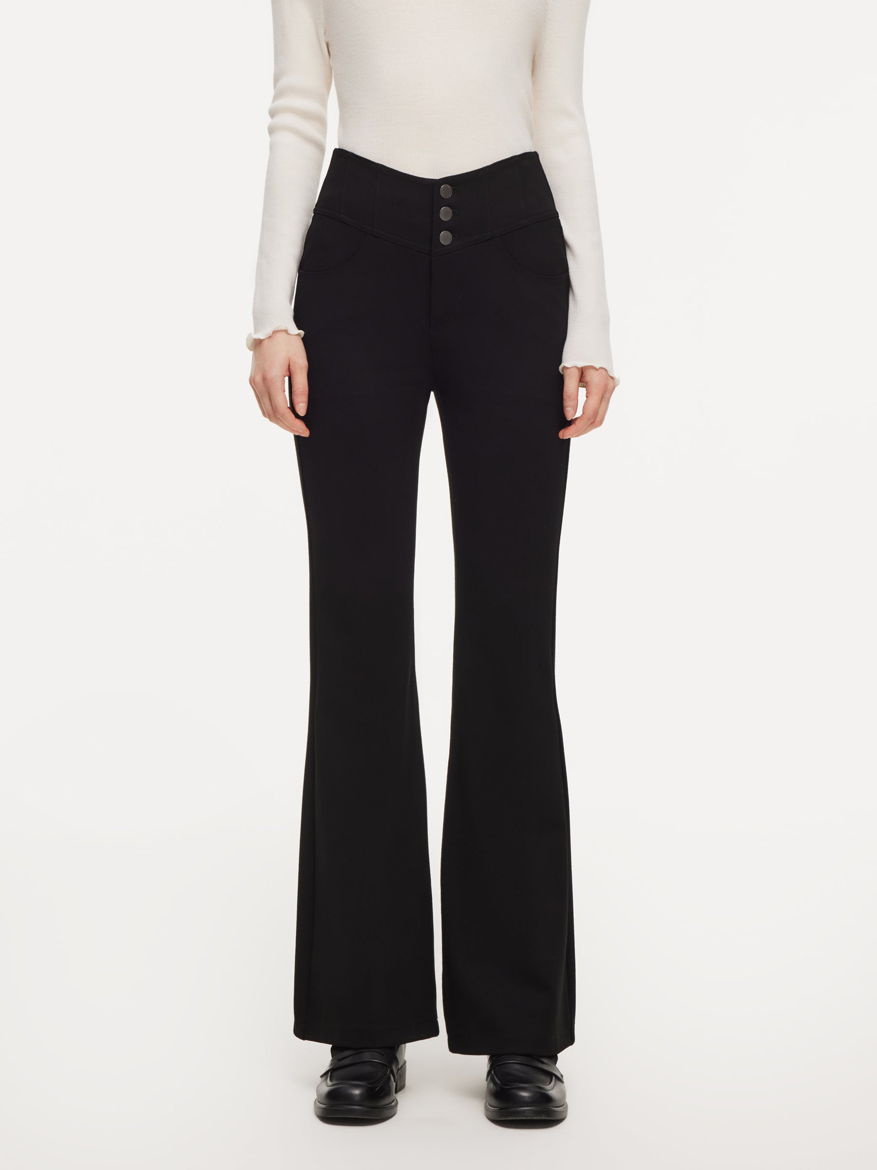 [Preview] Gathered Waisted Women Micro-Flared Jeans GOELIA