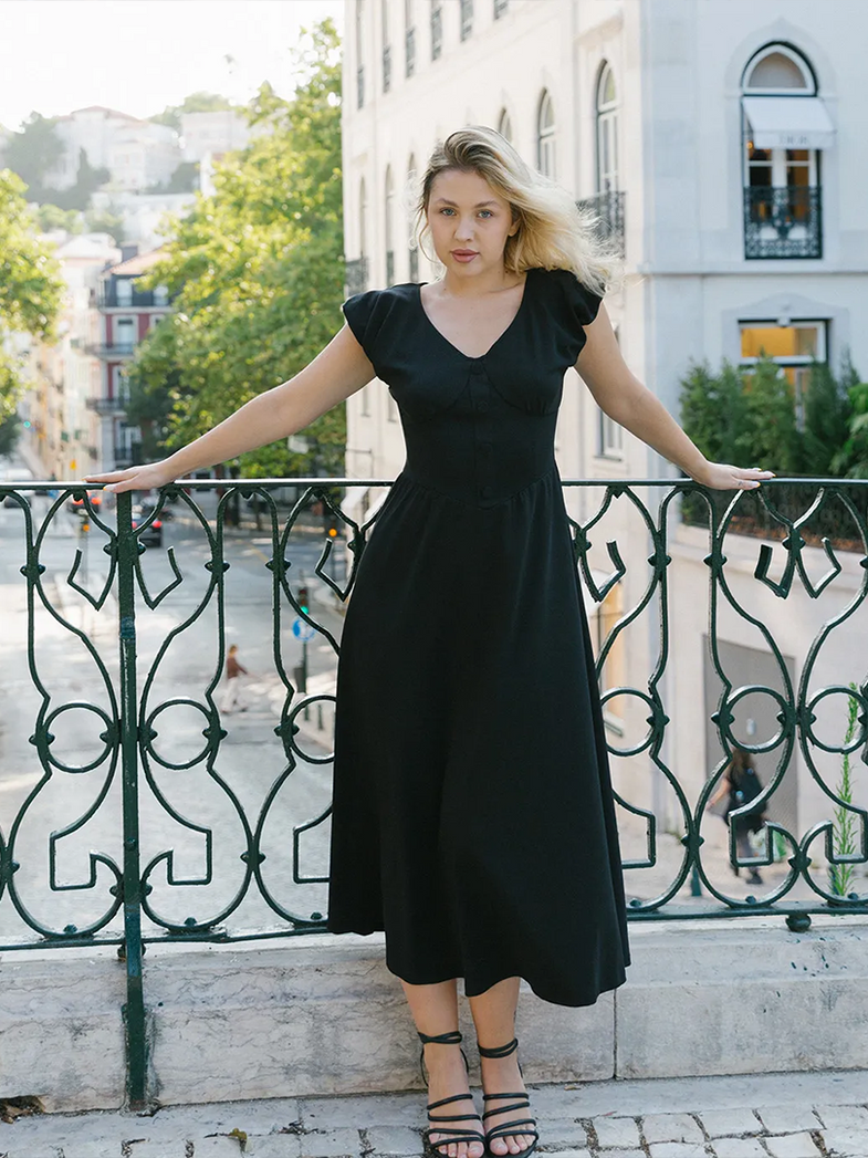 How to Style a Black Dress Casually？ – GOELIA