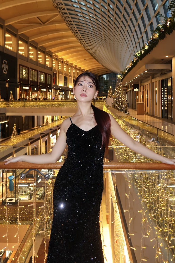 What to Wear with A Spaghetti strap Dress? GOELIA What to Wear with A Spaghetti strap Dress? GOELIA