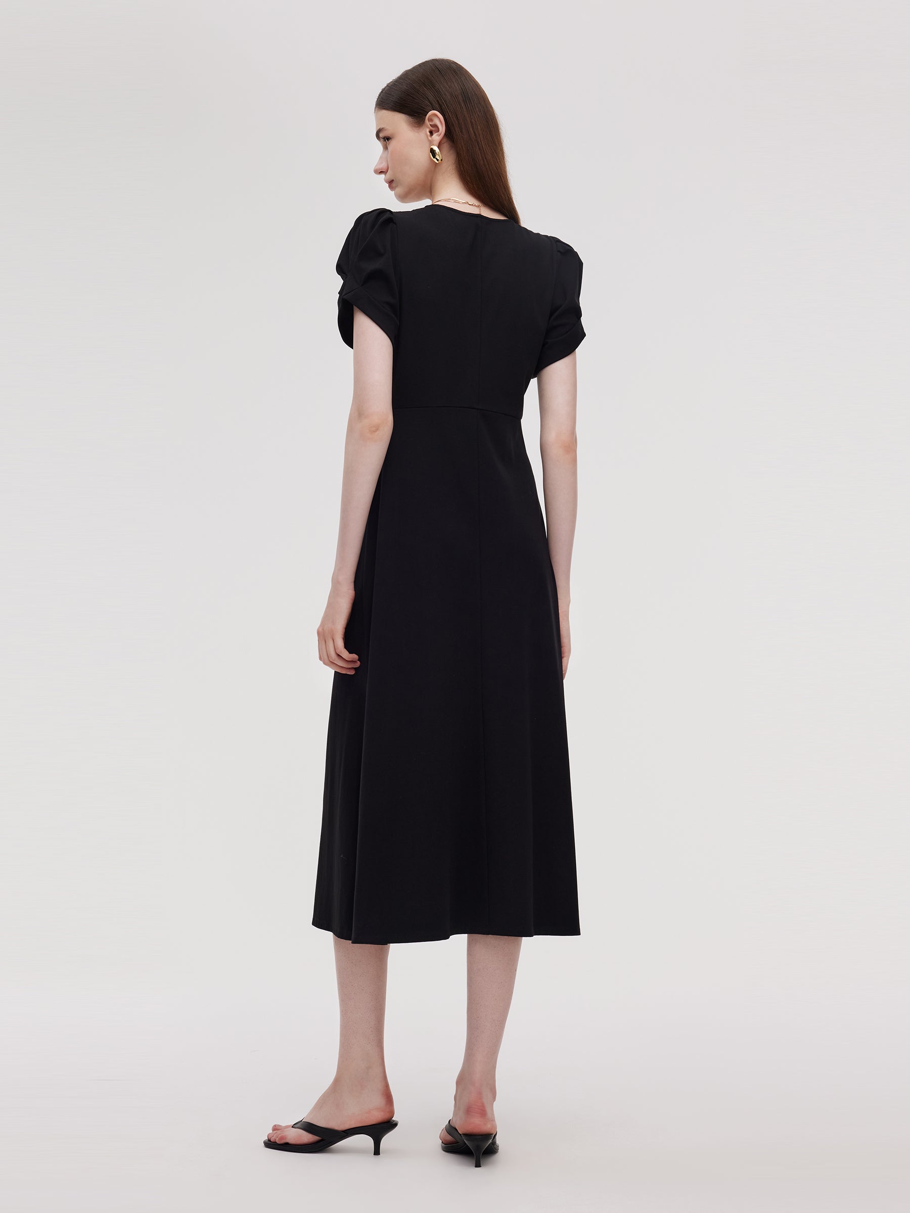 knitted high neck pleated dress Pleated V-Neck Women Knit Maxi Dress – GOELIA