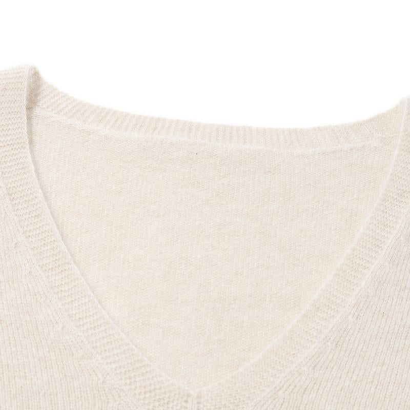 Seamless Cashmere V-Neck Sweater GOELIA