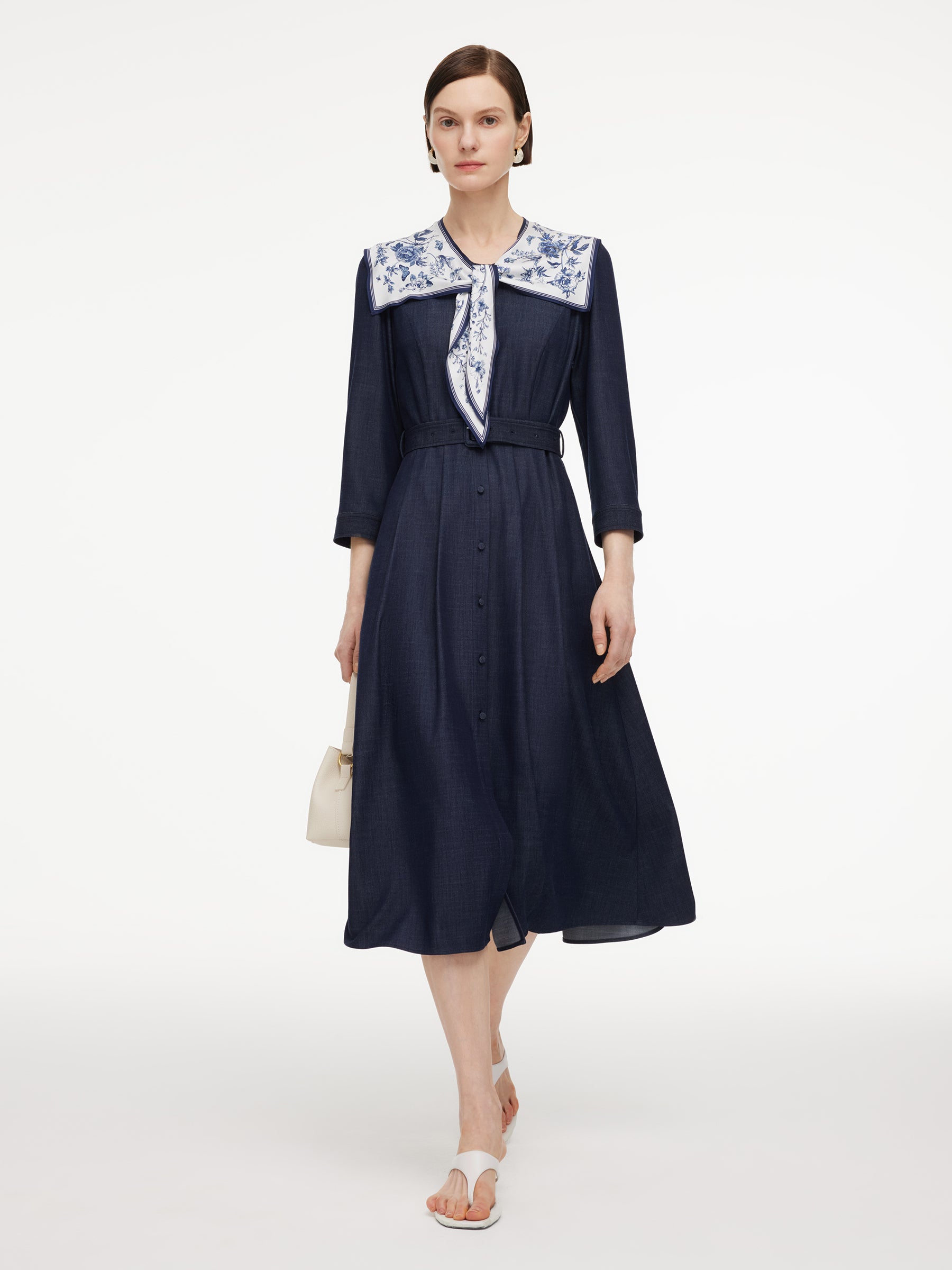 V-Neck Belted Women Maxi Dress With Detachable Floral Print Silk Collar GOELIA