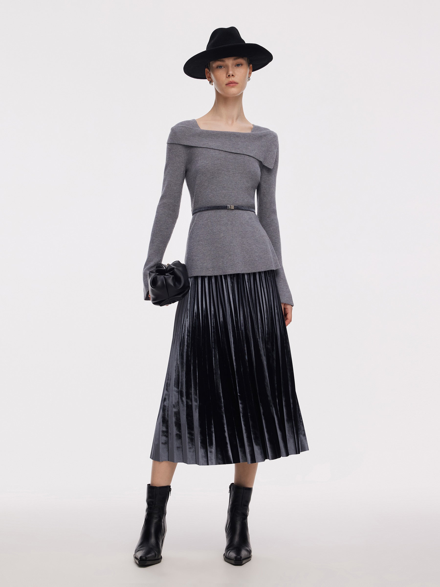 Knit Top And Pleated Skirt Two-Piece Set GOELIA