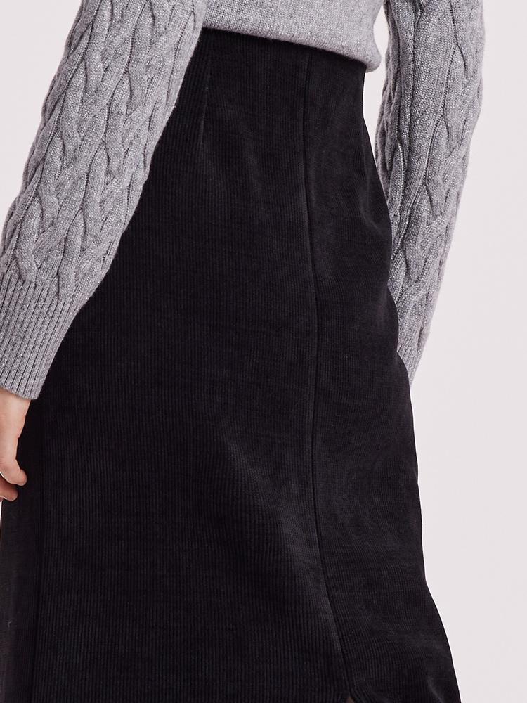 Black Straight Knitted Slit Skirt GOELIA