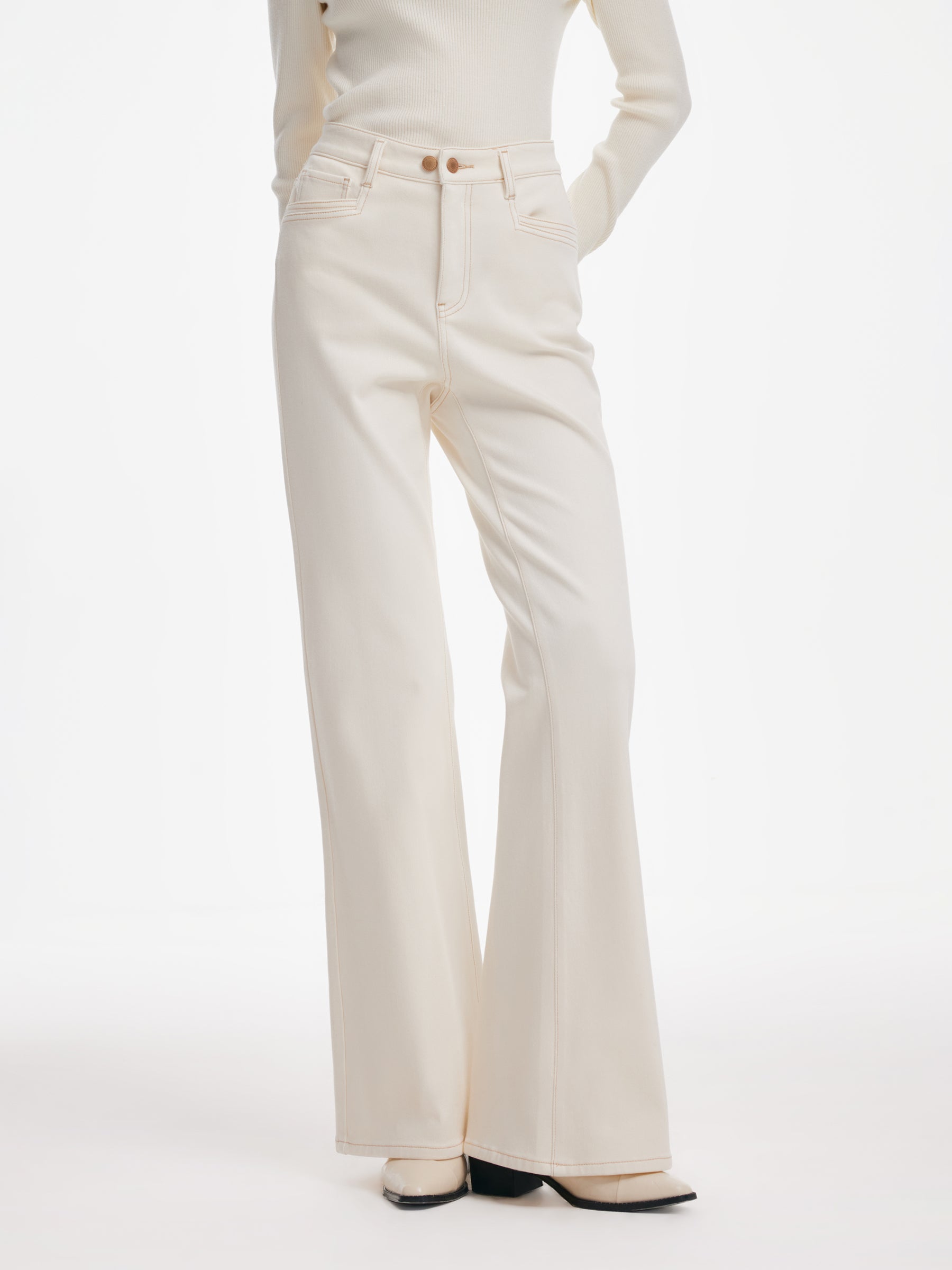 [Preview] Soft Brushed Denim Women Flared Jeans GOELIA