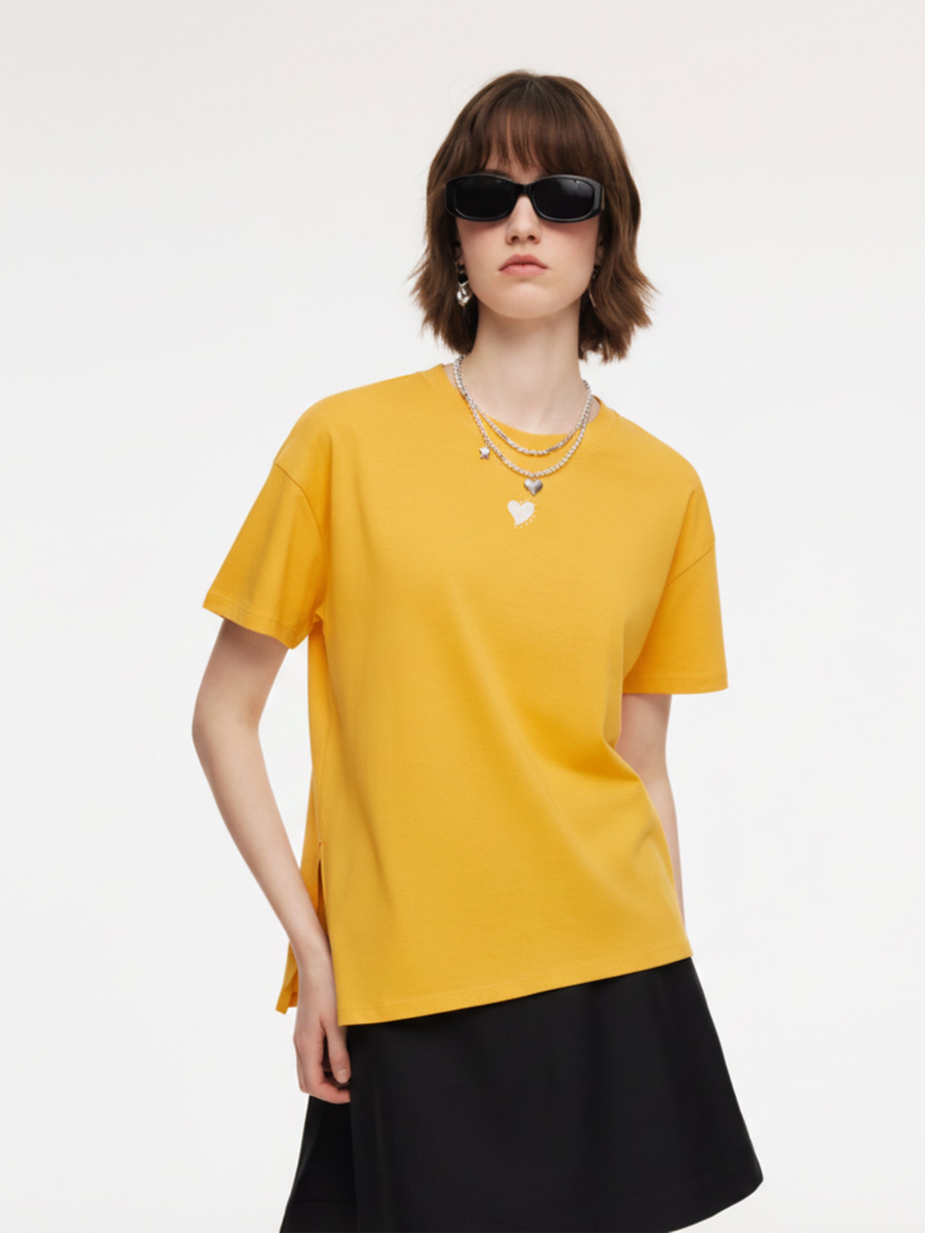 Asymmetrical Hem Heart Decorated Women T-Shirt GOELIA