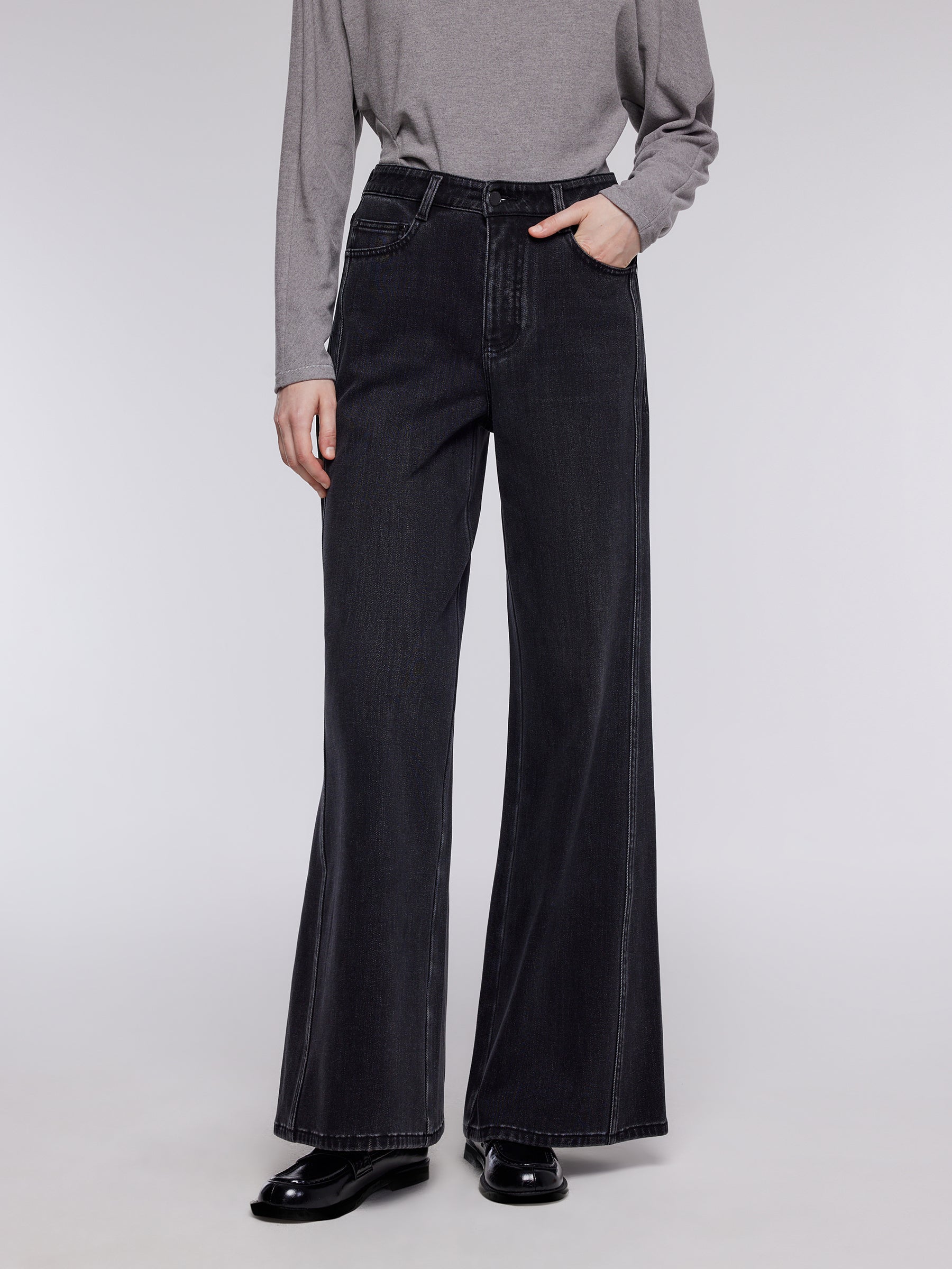 [Preview] Denim Fleece-Lined Women Straight Leg Flare Jeans GOELIA
