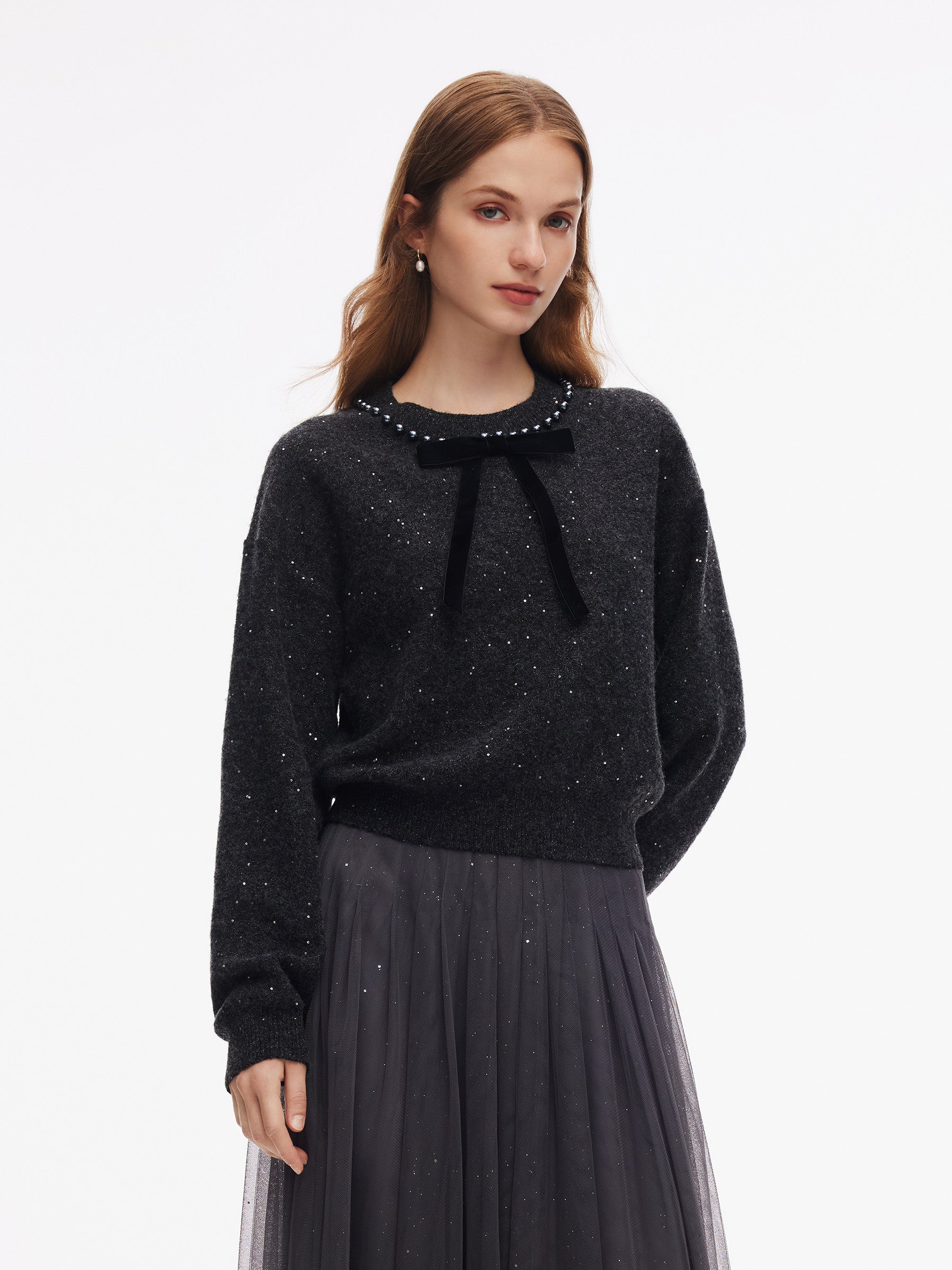 Sequins Beaded Round Neck Women Knit Top GOELIA