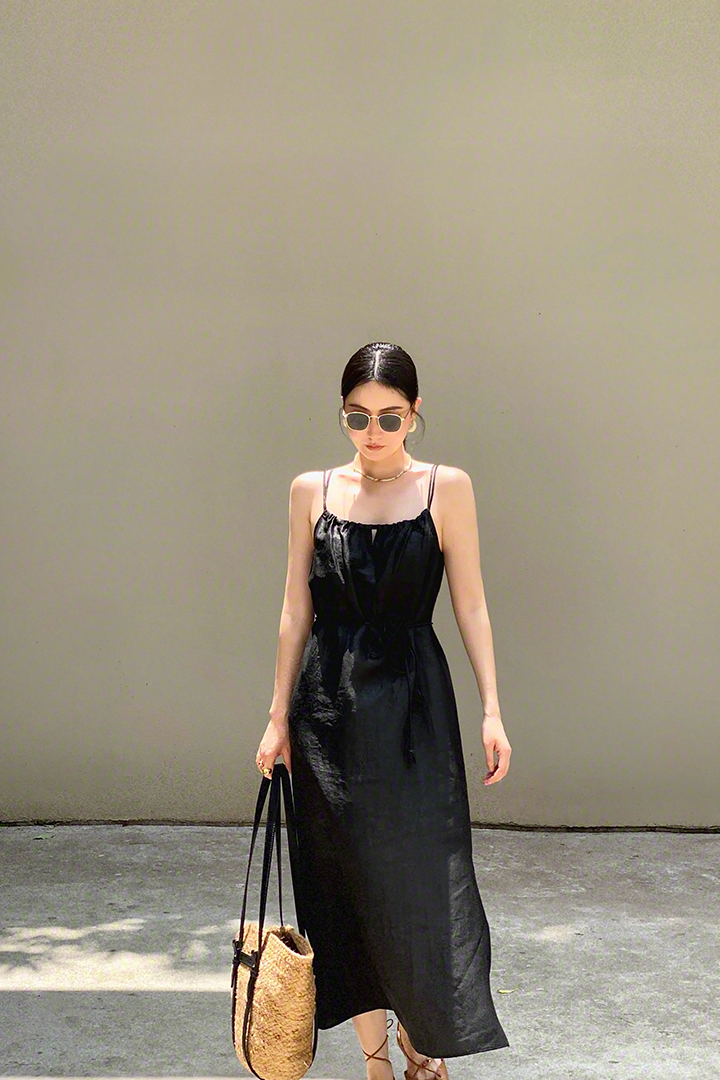 What Is a Slip Dress? GOELIA What Is a Slip Dress? GOELIA