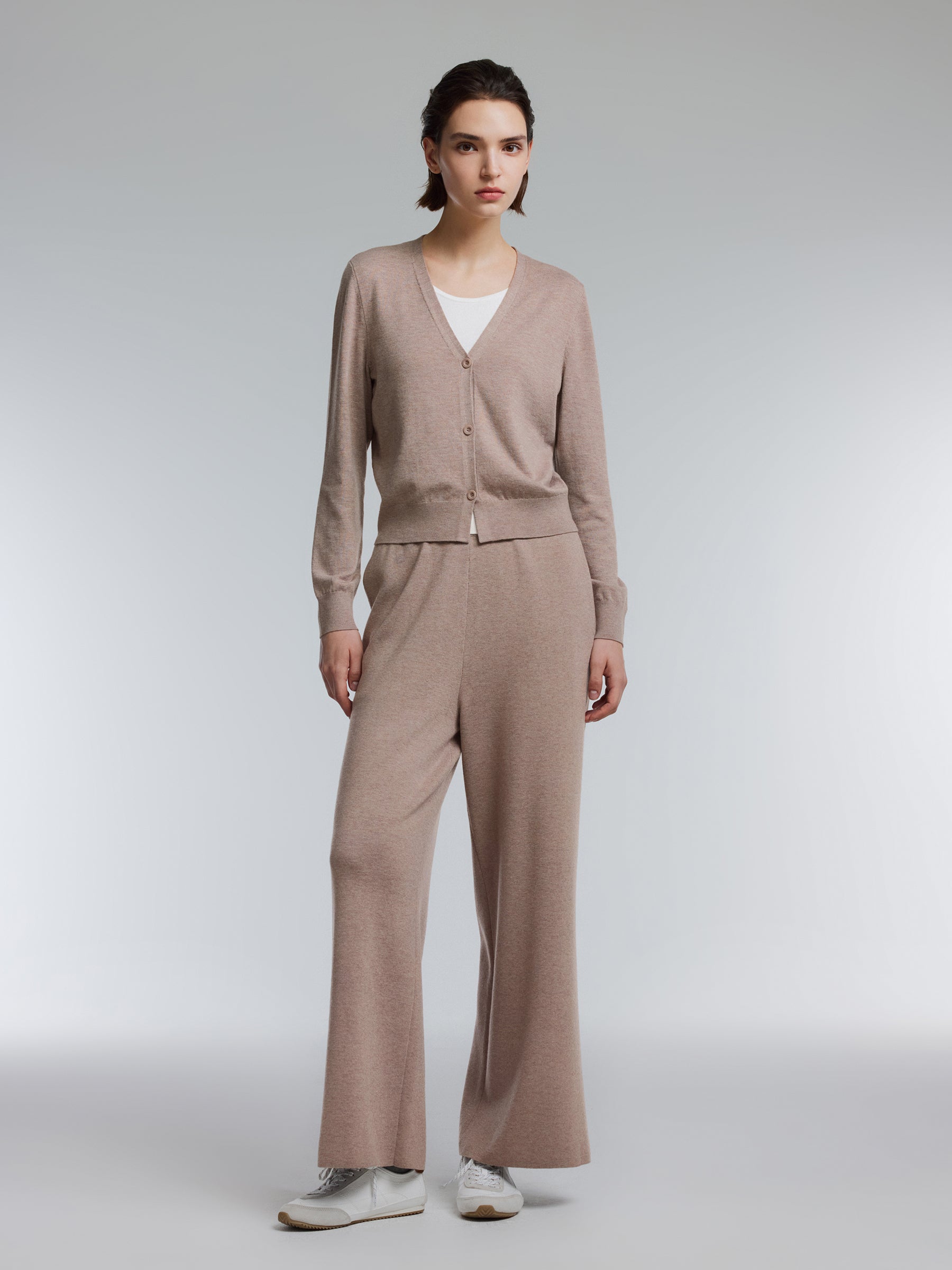 [Preview] Mock-Layered Knit Top And Pants Two-Piece Set GOELIA