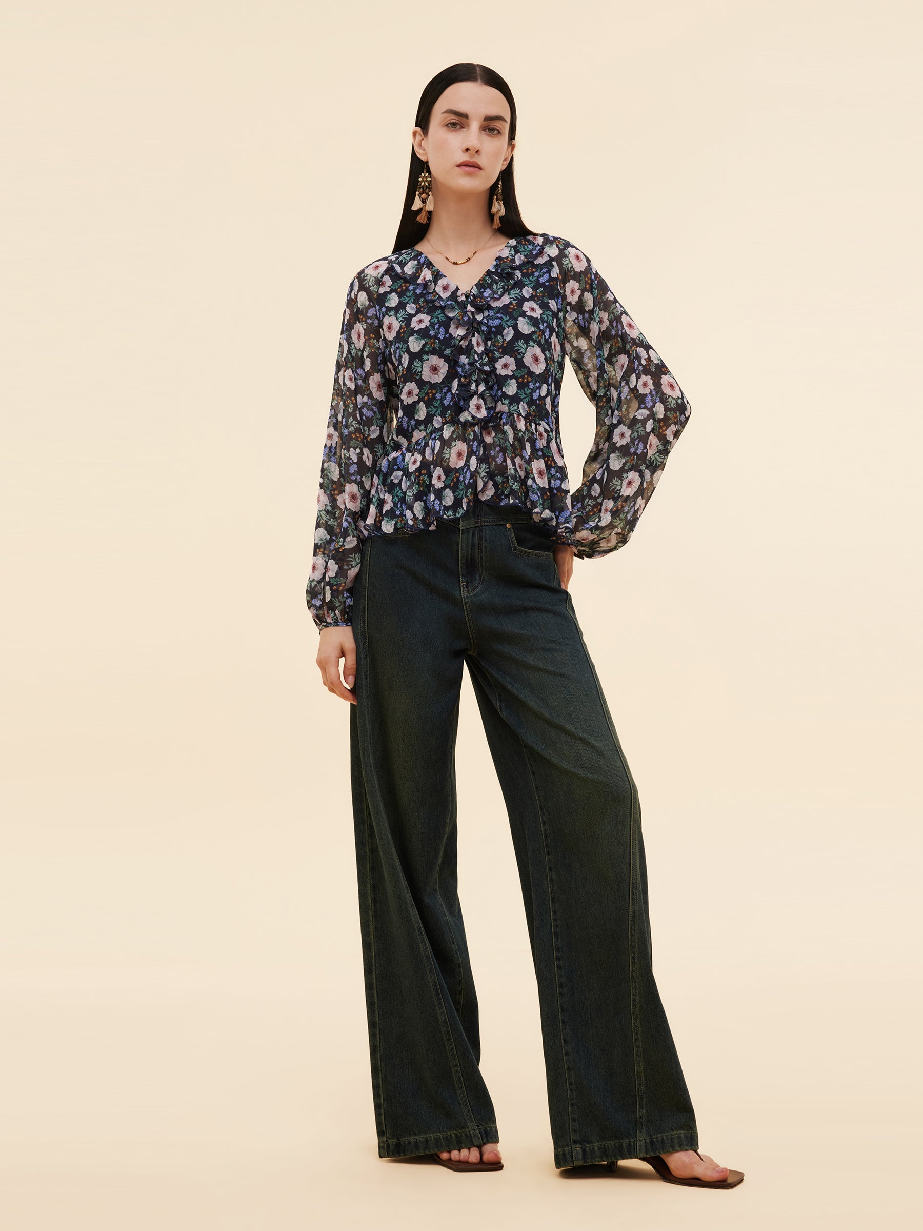 10MM Mulberry Silk Floral Print Women Ruffle V-Neck Blouse GOELIA