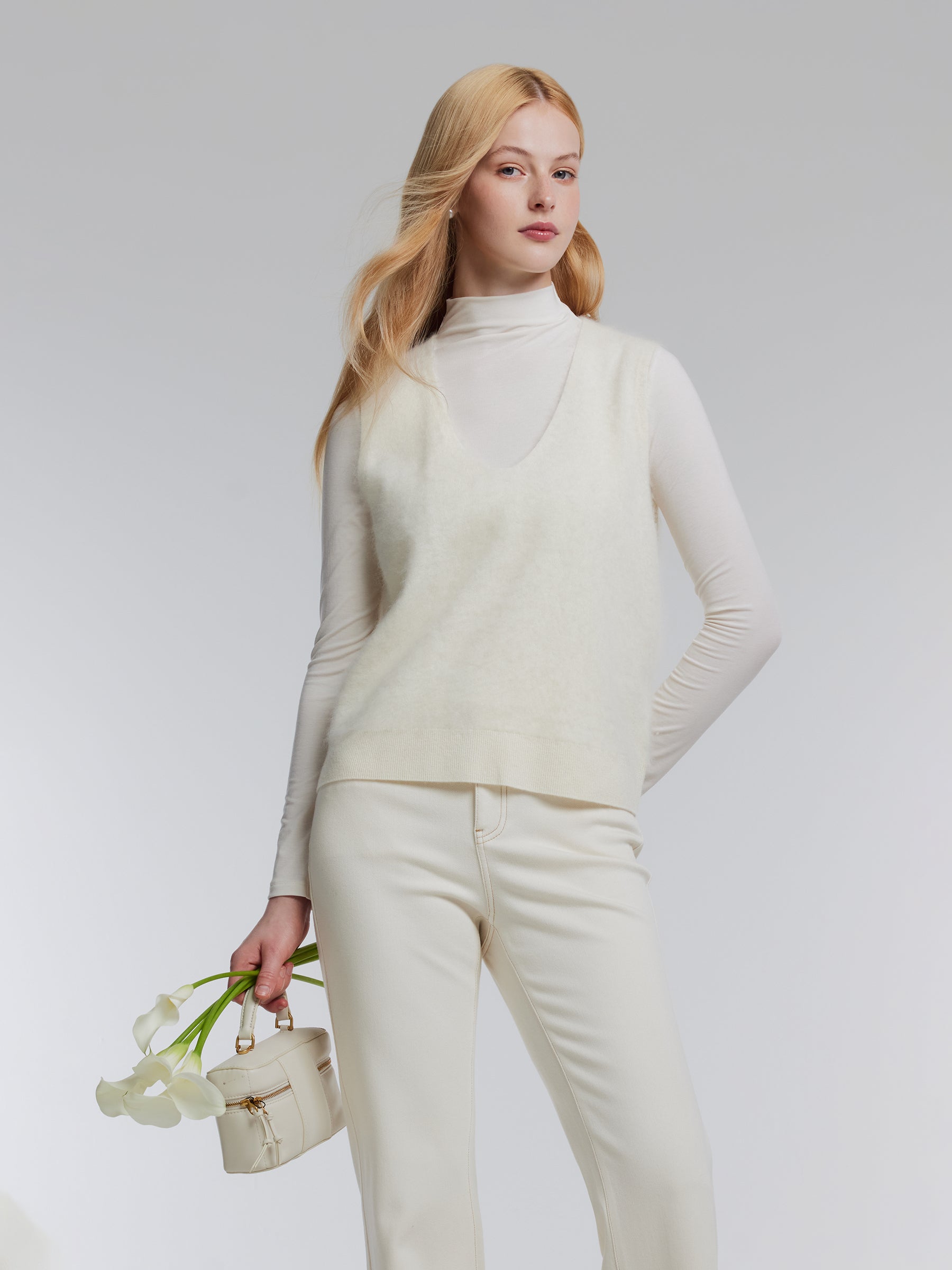 Brushed Cashmere Wool Tank And Mock Neck Knit Top Two-Piece Set GOELIA