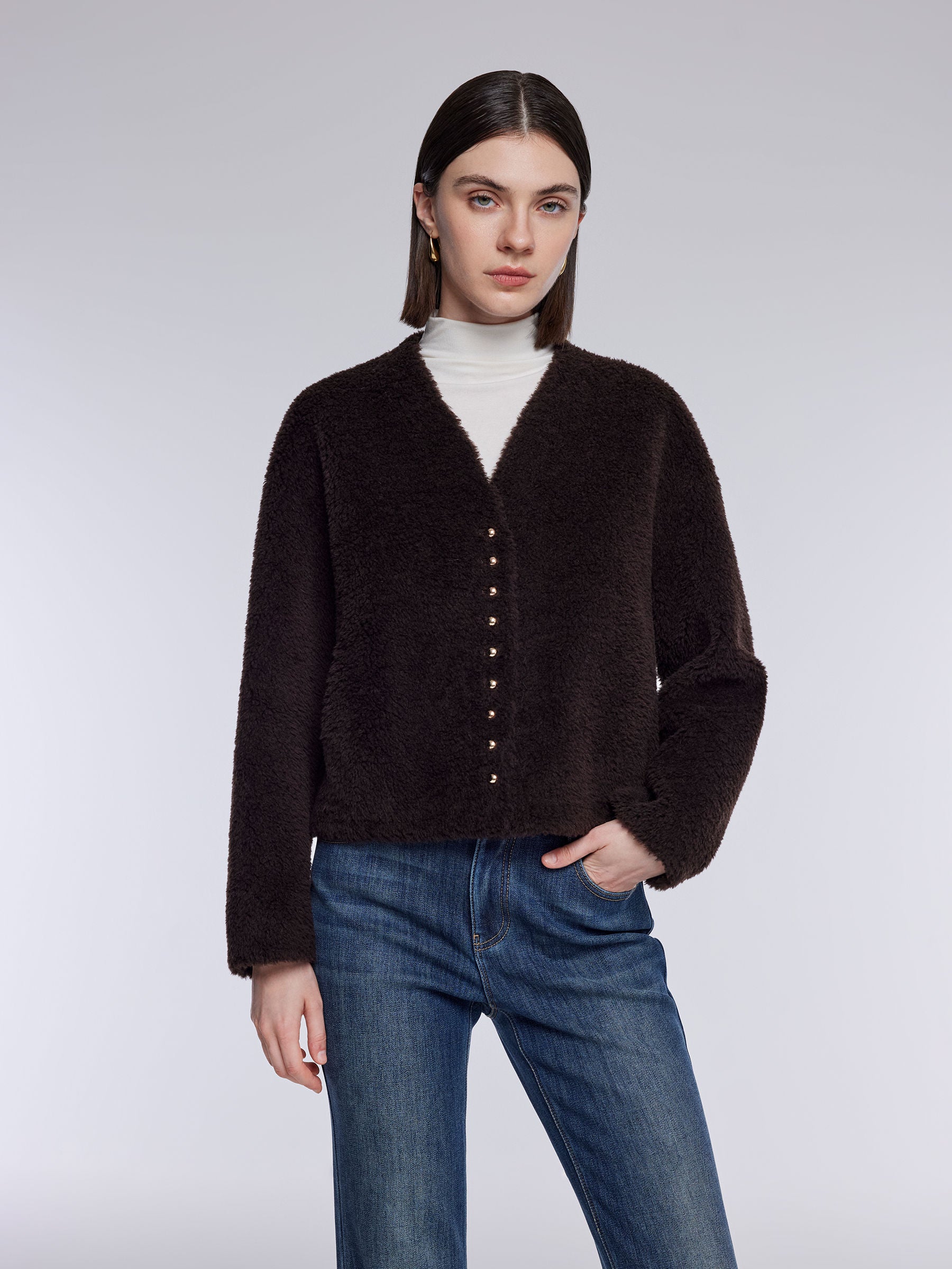 [Preview] 100% Shearling Wool V-Neck Women Coat GOELIA