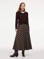 [Preview] V-Neck Knit Top And Plaid Skirt Two-Piece Set With Ribbon GOELIA