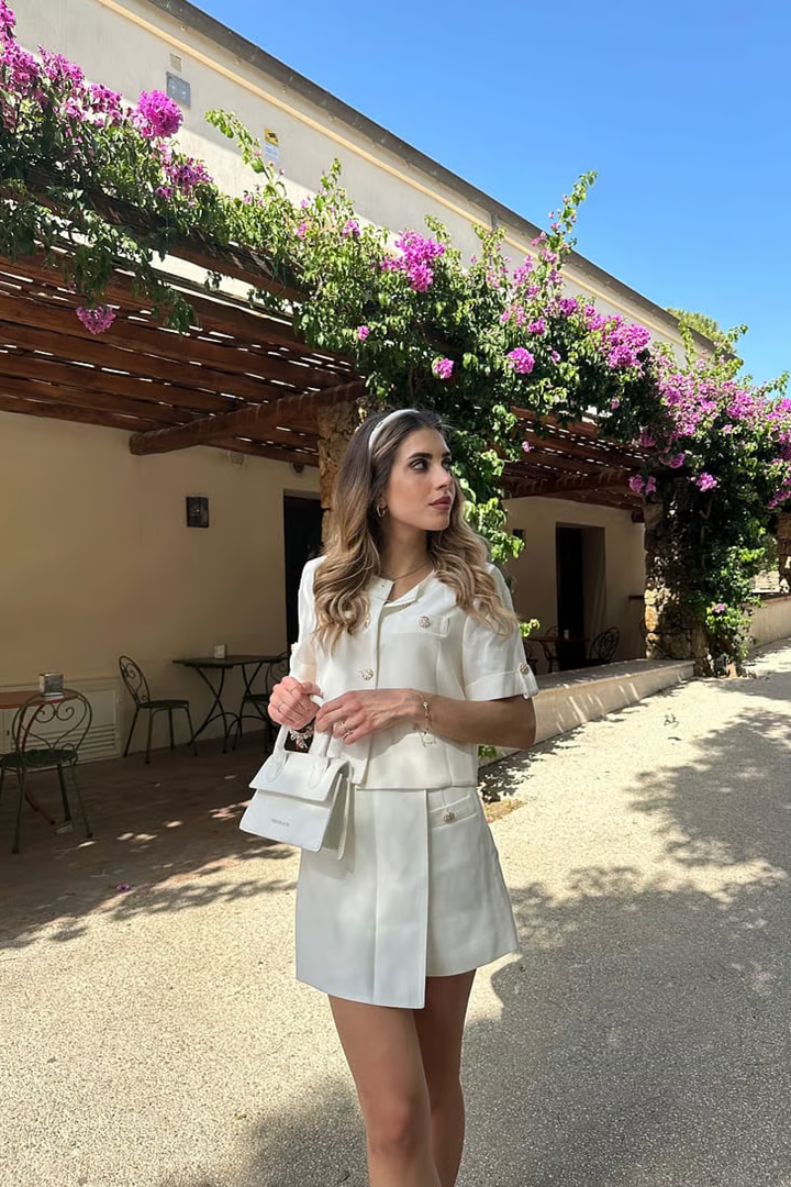 How to Style Beige Dresses? GOELIA How to Style Beige Dresses? GOELIA