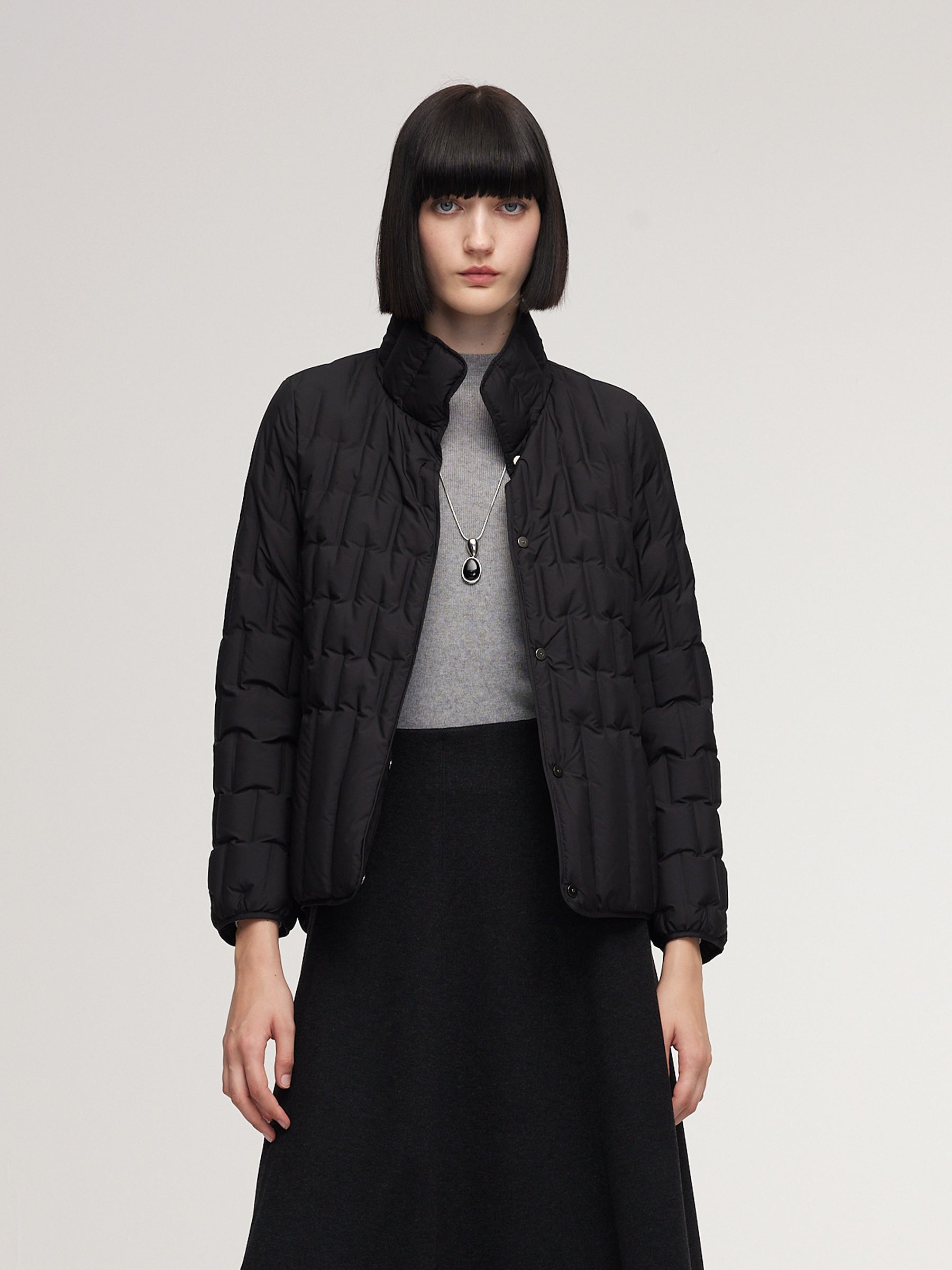[Preview] Lightweight Goose Down Jacket With Packable Storage Bag GOELIA