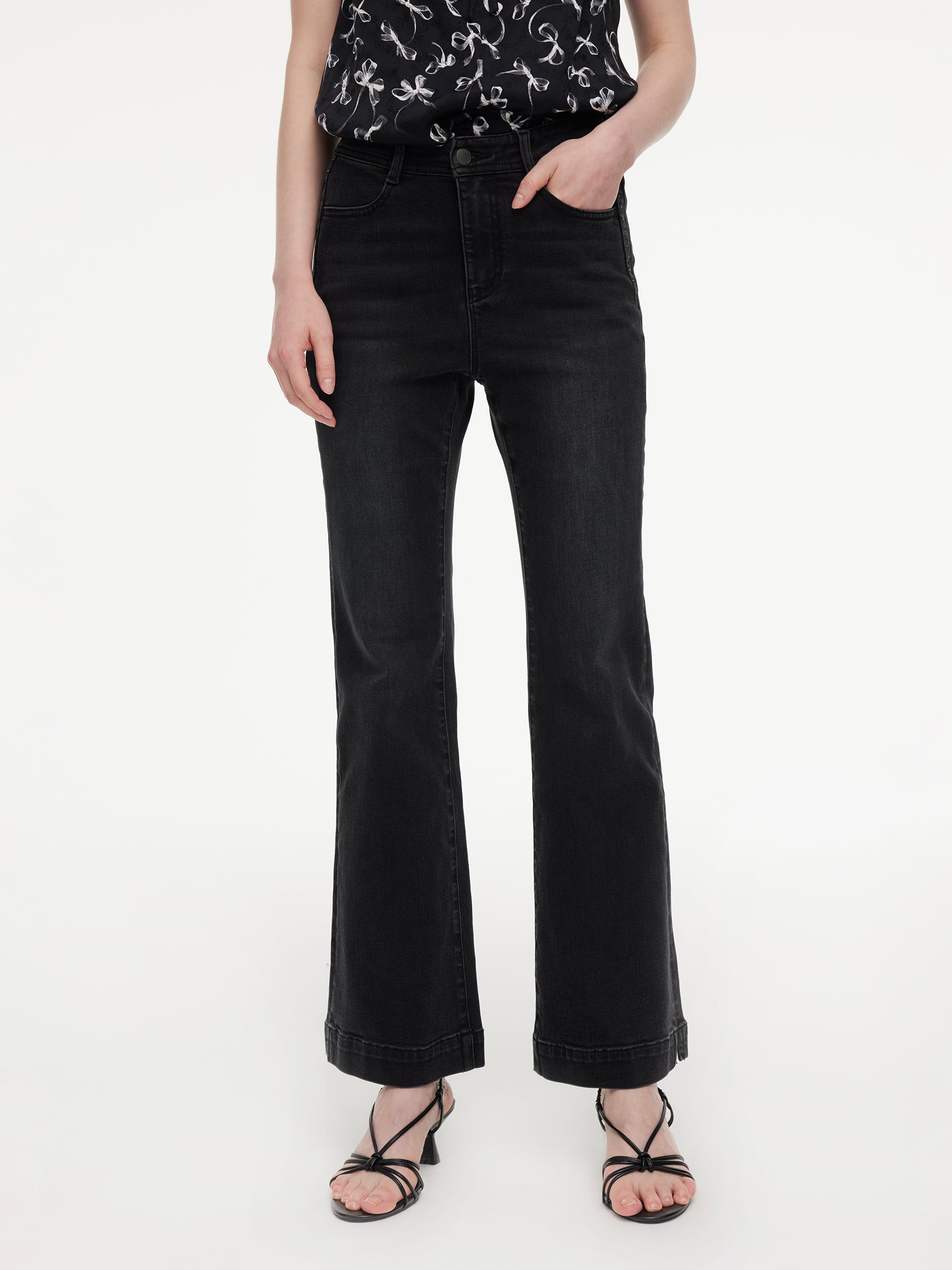 Four-Way Stretch Women Micro-Flared Jeans GOELIA