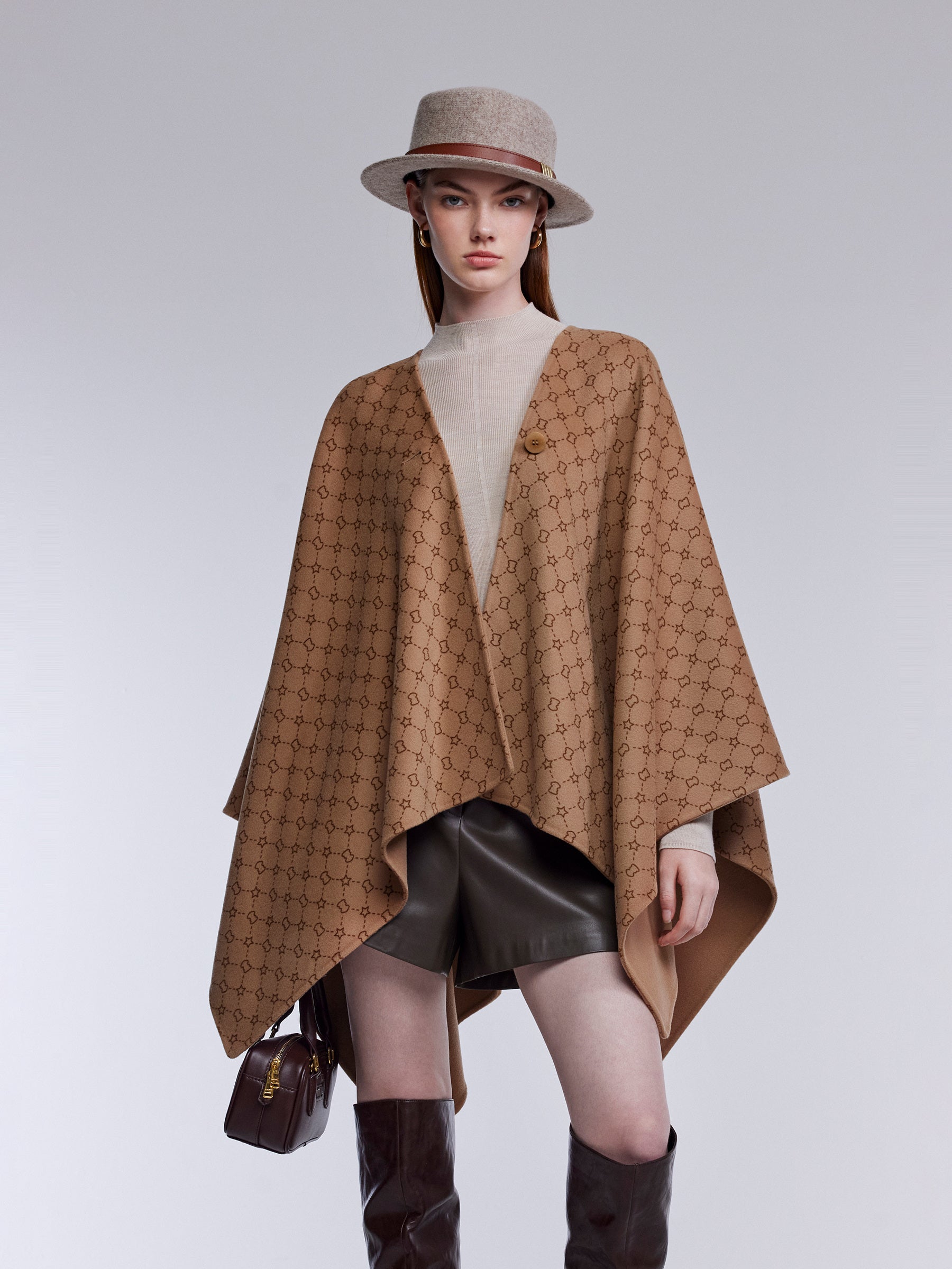 [Preview] 100% Wool Reversible Monogram Women Cape Coat GOELIA