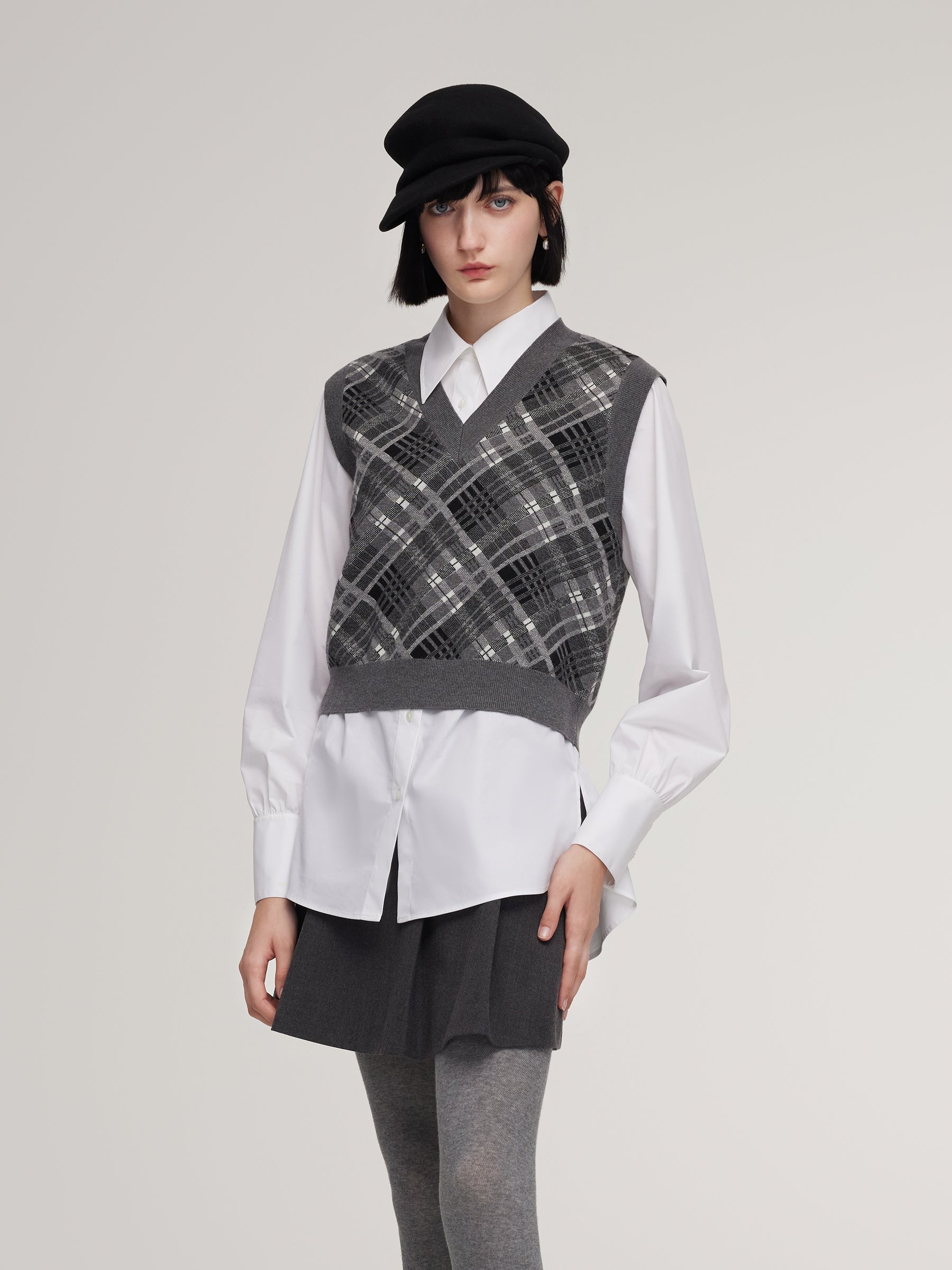 [Preview] Plaid Knit Vest And Shirt Two-Piece Set GOELIA