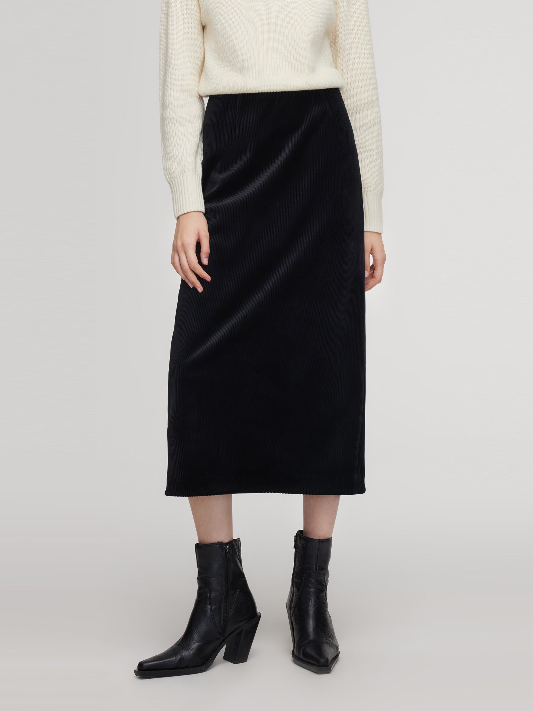 [Preview] Velvet Ribbed Knit Women Column Skirt GOELIA