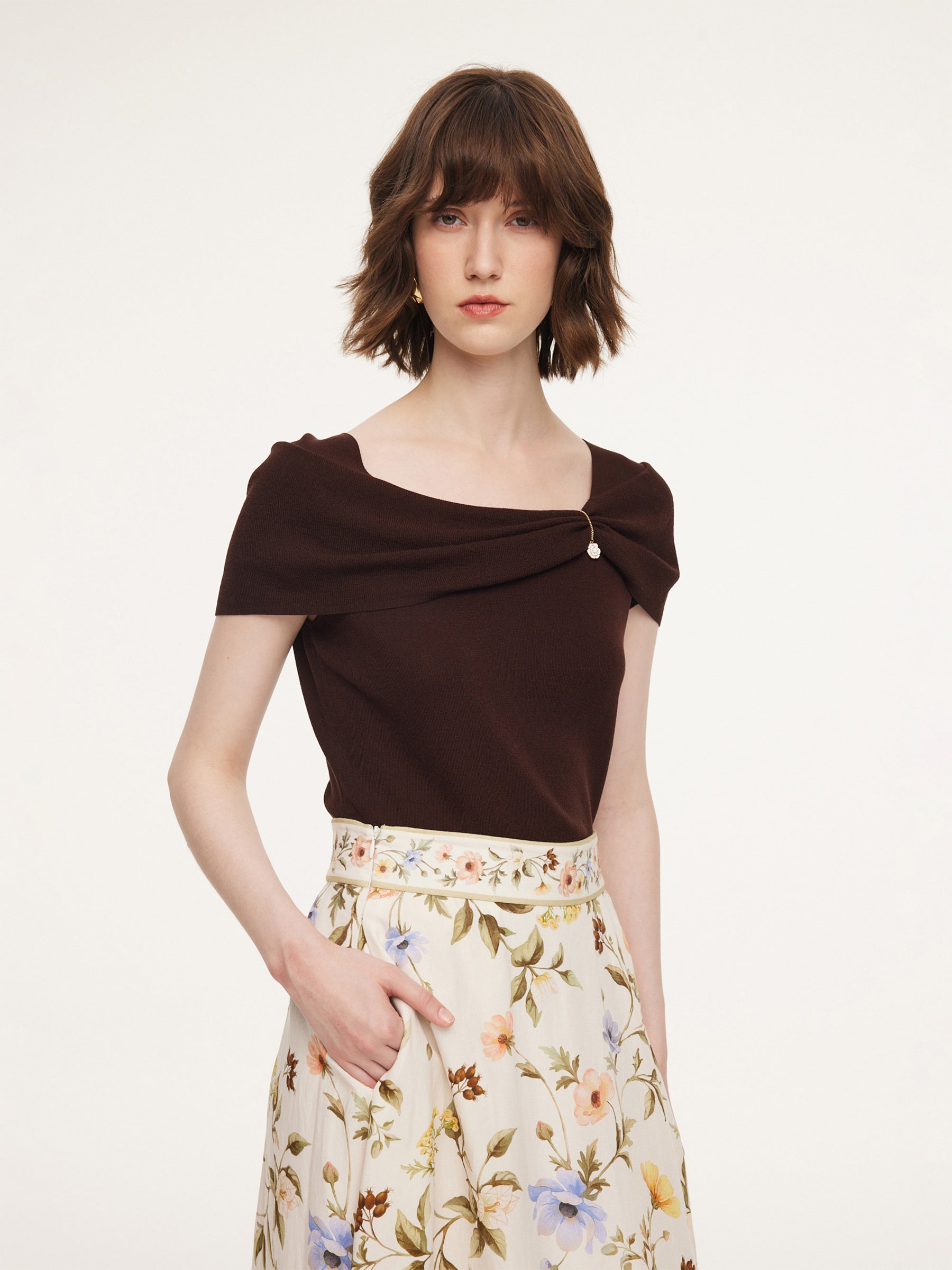 Lyocell Blend Off Shoulder Women Knit Top With Detachable Magnetic Flower GOELIA