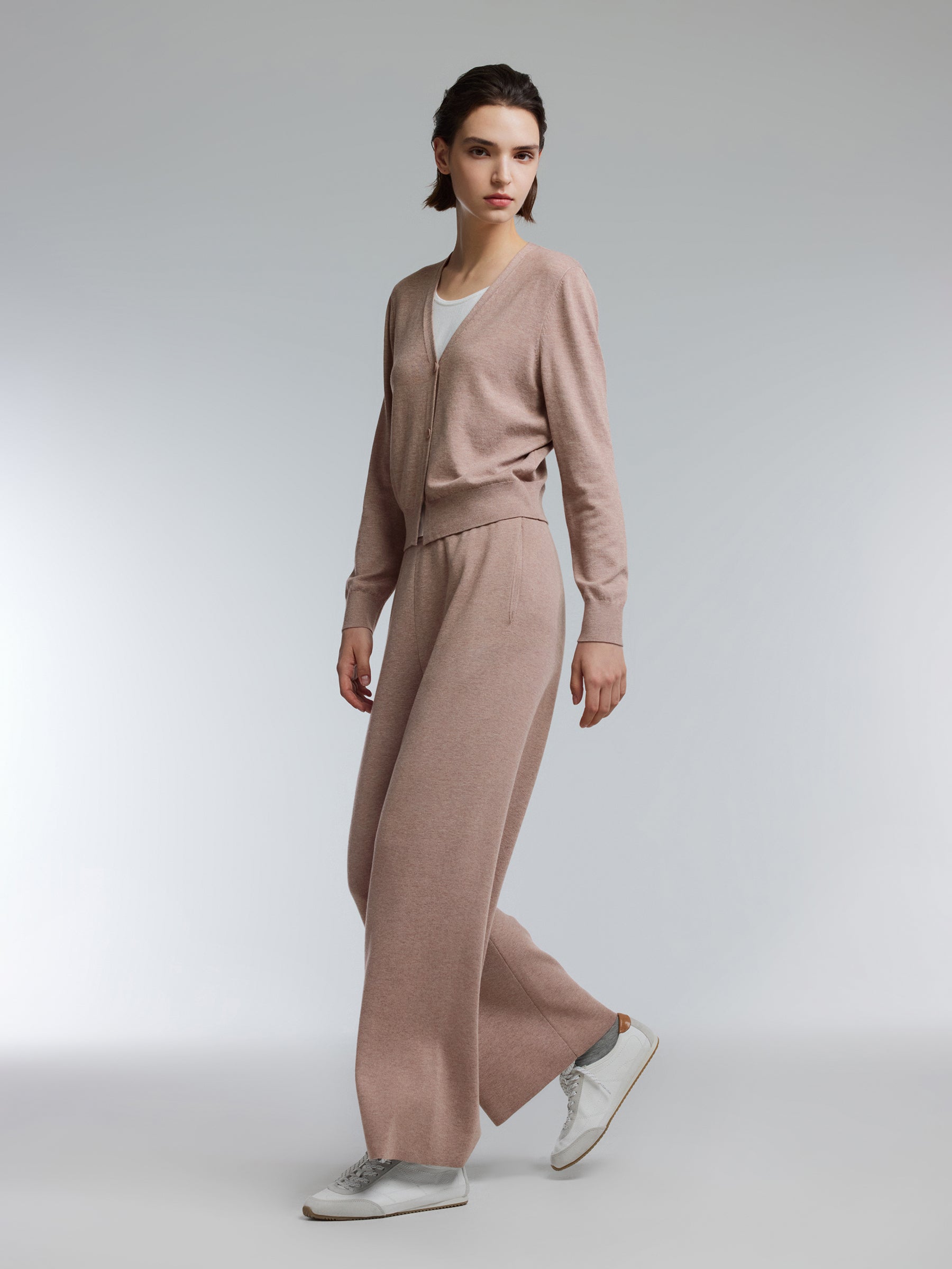 [Preview] Mock-Layered Knit Top And Pants Two-Piece Set GOELIA
