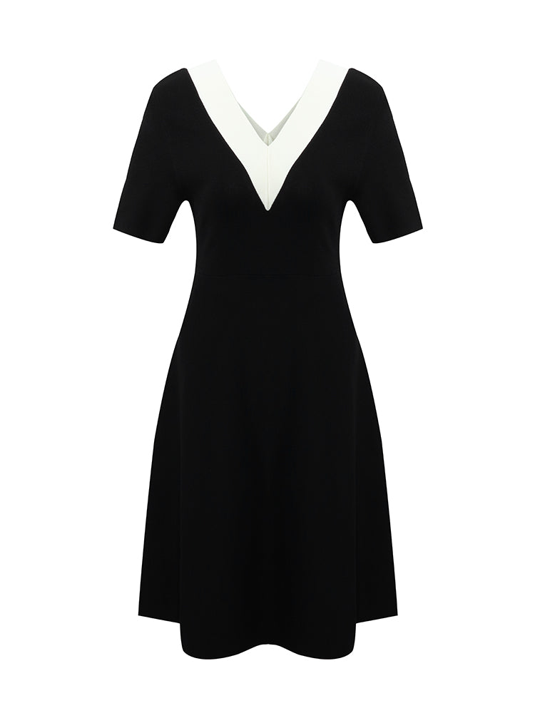 Exquisite Embroidered V-Neck Slim Midi Dress