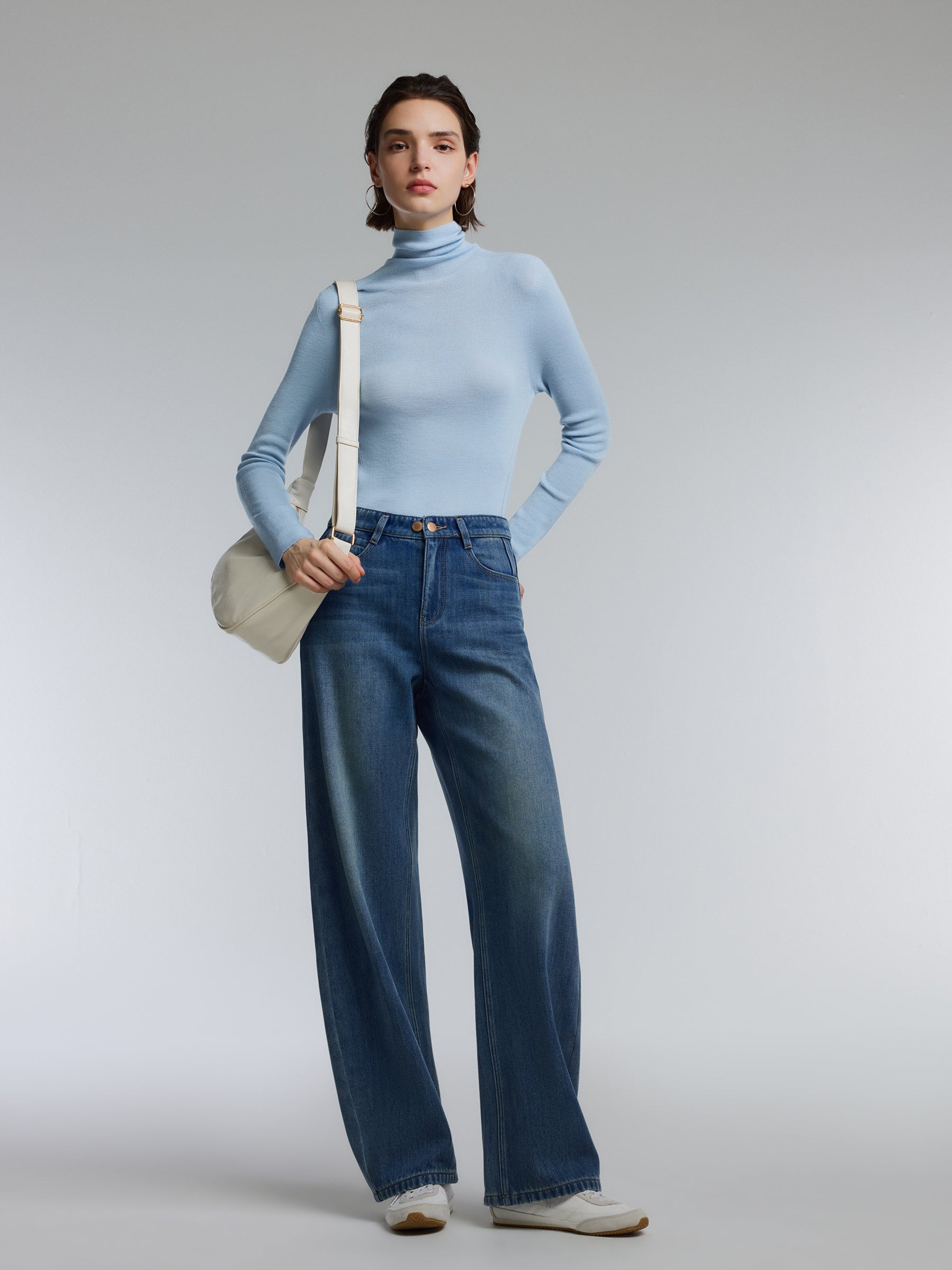 100% Wool Turtleneck Women Seamless Knit Top GOELIA