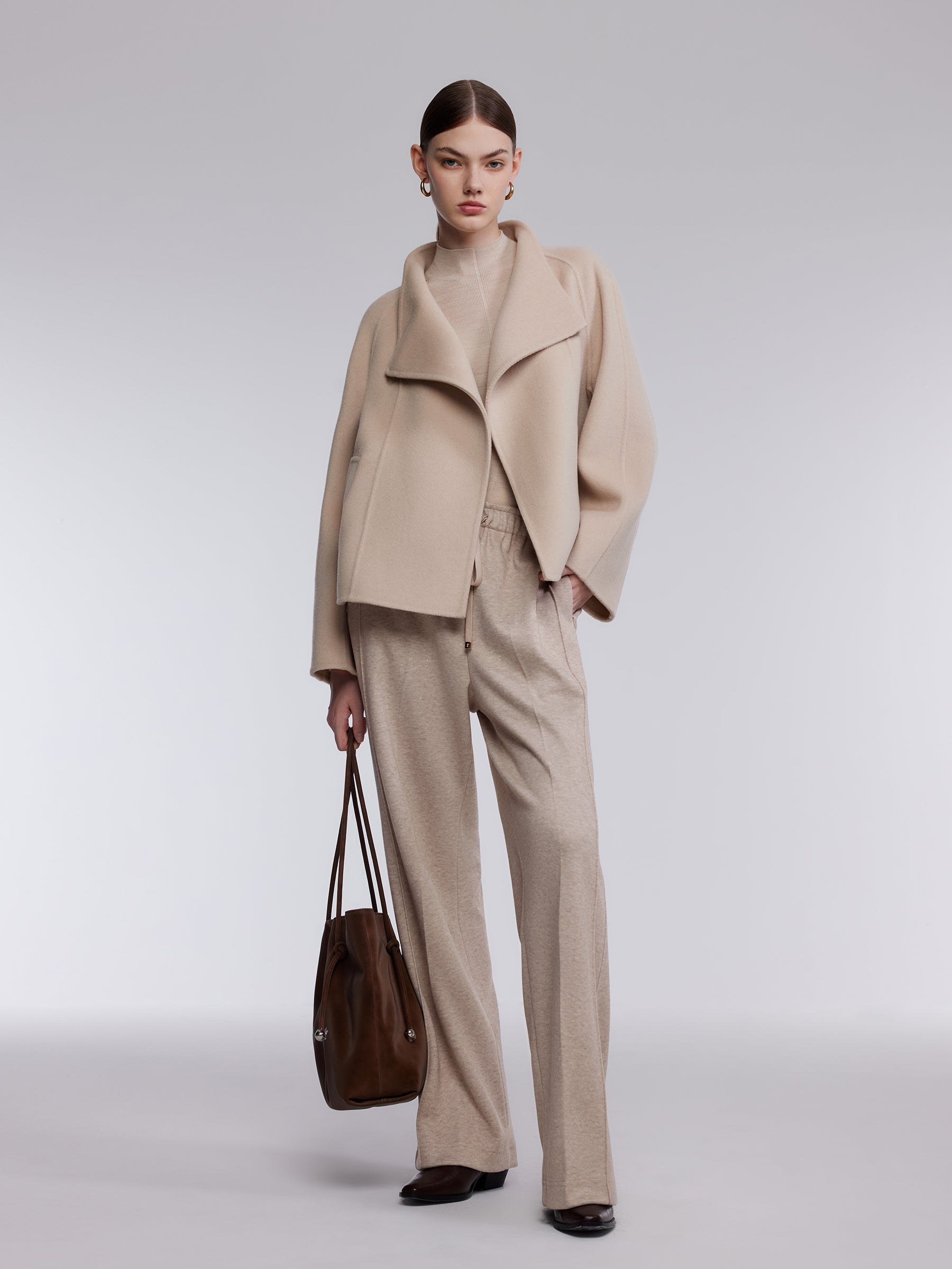 [Preview] Cashmere Wool Blend Asymmetrical Collar Women Short Coat GOELIA
