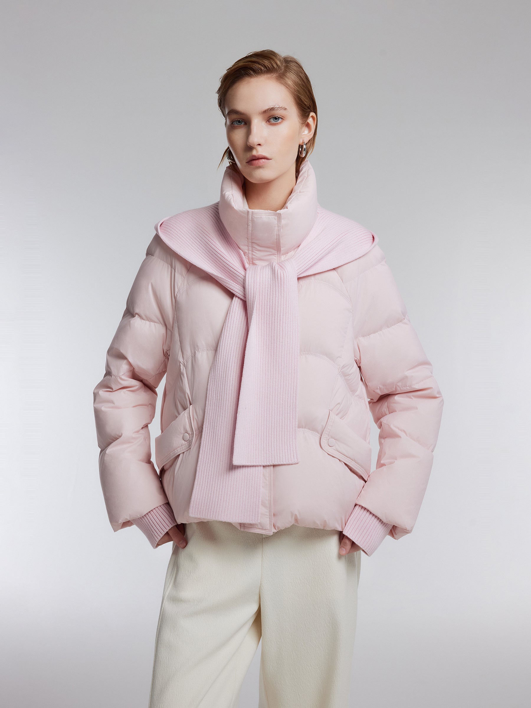 [Preview] Goose Down Cropped Jacket With Detachable Knit Hood GOELIA