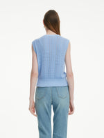 100% Cotton Textured Women Knit Vest With Detachable Knit Flower GOELIA