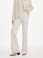 [Preview] Soft Brushed Denim Women Flared Jeans GOELIA
