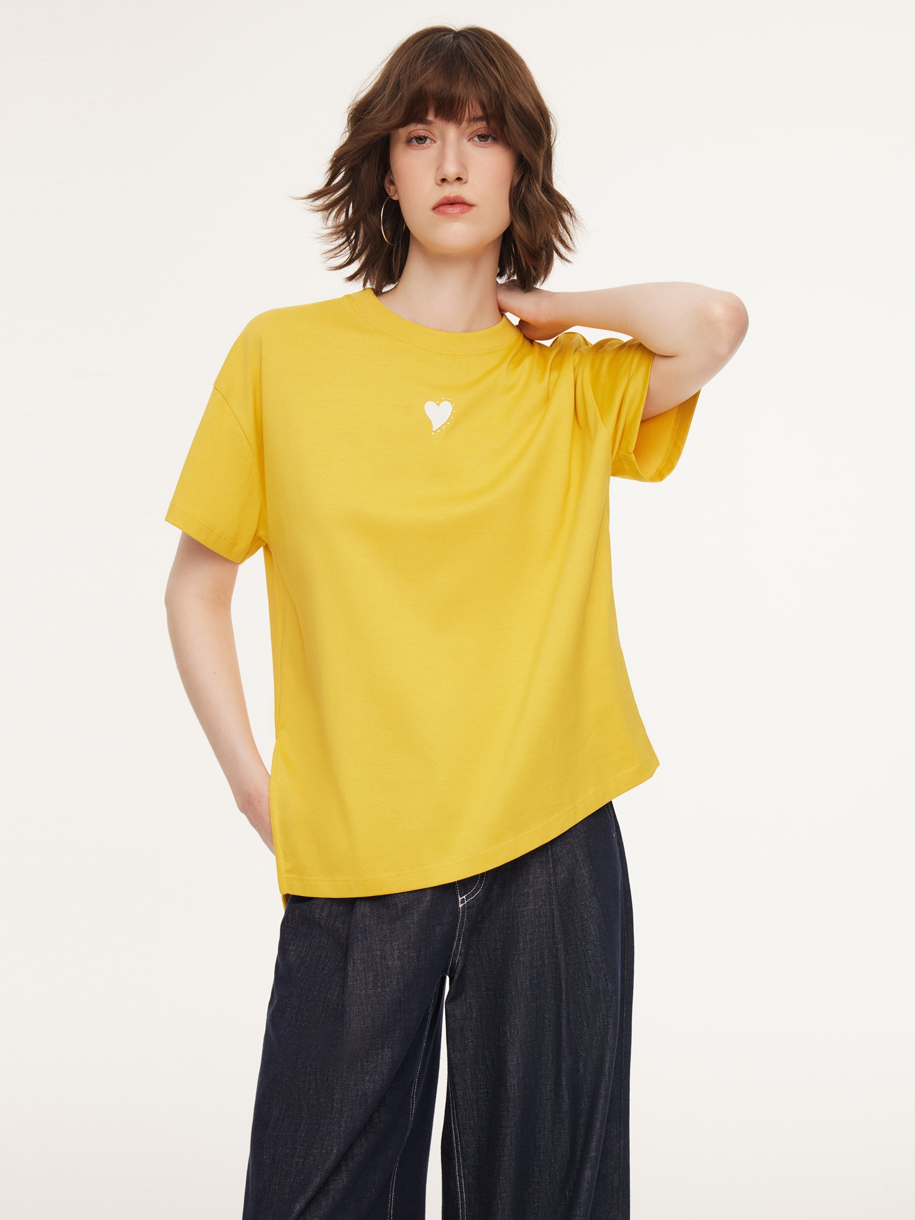 Asymmetrical Hem Heart Decorated Women T-Shirt GOELIA