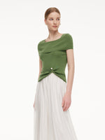 Lyocell Blend Off Shoulder Women Knit Top With Detachable Magnetic Flower GOELIA