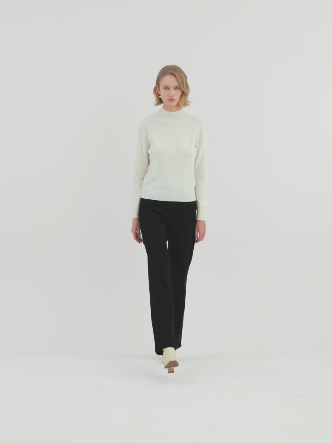 White Wool Sequins Seamless Mock Neck Women Sweater